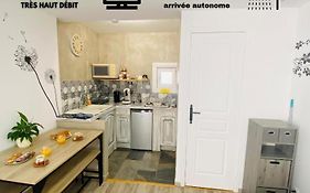 Studio entier 11 BIS centre Soligny la Trappe